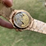 Premium Replica Uhr Patek Philippe Nautilus 7118/1200R-001 Roségold mit Diamantlünette 35,2 mm