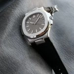 Super Clone Patek Philippe Nautilus 5711G-001 mit ultraflachem Edelstahlgehäuse und Lederarmband 40 mm