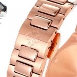 Premium Replica Uhr Patek Philippe Nautilus 7010/1R-010 Roségold mit Diamantbesatz 32mm