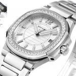 Premium Replica Uhr Patek Philippe Nautilus 7010-1g-001 aus Edelstahl mit Diamantbesatz 32mm