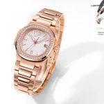 Premium Replica Uhr Patek Philippe Nautilus 7010/1R-011 Roségold mit Diamantbesatz 32 mm