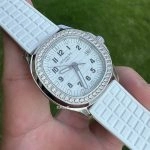 Premium Replica Uhr Patek Philippe Aquanaut 5067A-011 aus Edelstahl mit Diamantbesatz 35,6 mm