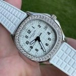 Premium Replica Uhr Patek Philippe Aquanaut 5067A-011 aus Edelstahl mit Diamantbesatz 35,6 mm