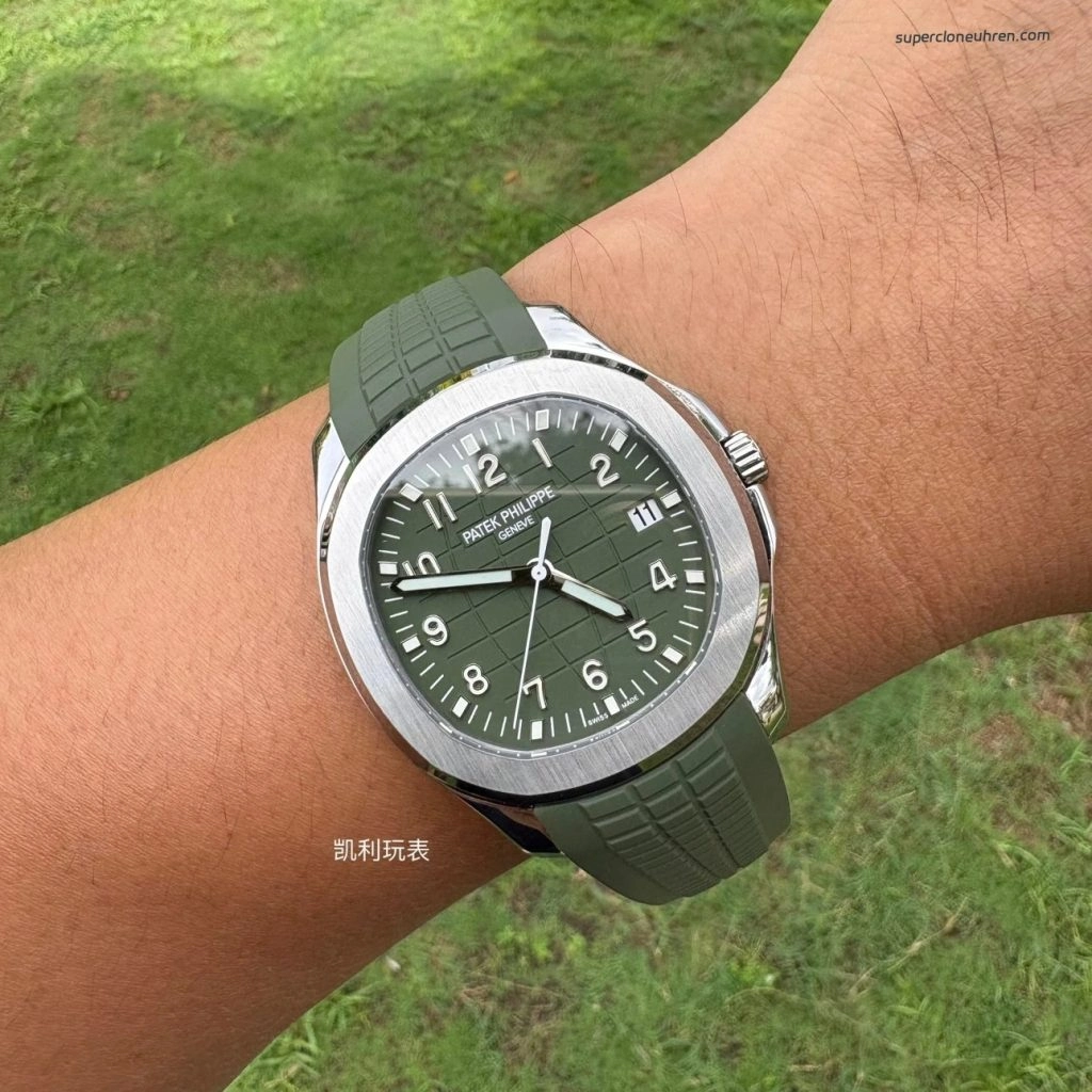 1:1 Super Clone Uhr Patek Philippe Aquanaut 5168G-010 Grünes Zifferblatt Fluorkautschuk Armband 42mm