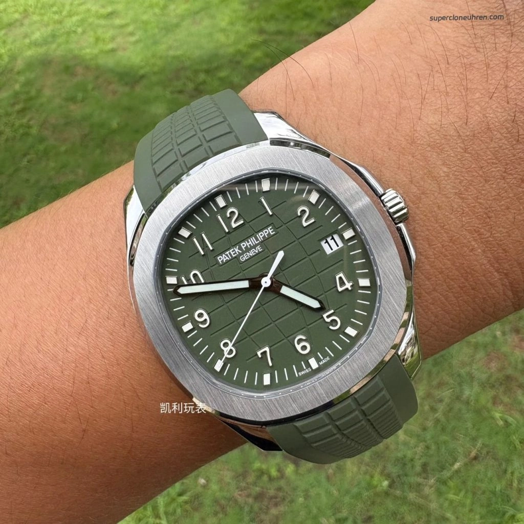 1:1 Super Clone Uhr Patek Philippe Aquanaut 5168G-010 Grünes Zifferblatt Fluorkautschuk Armband 42mm