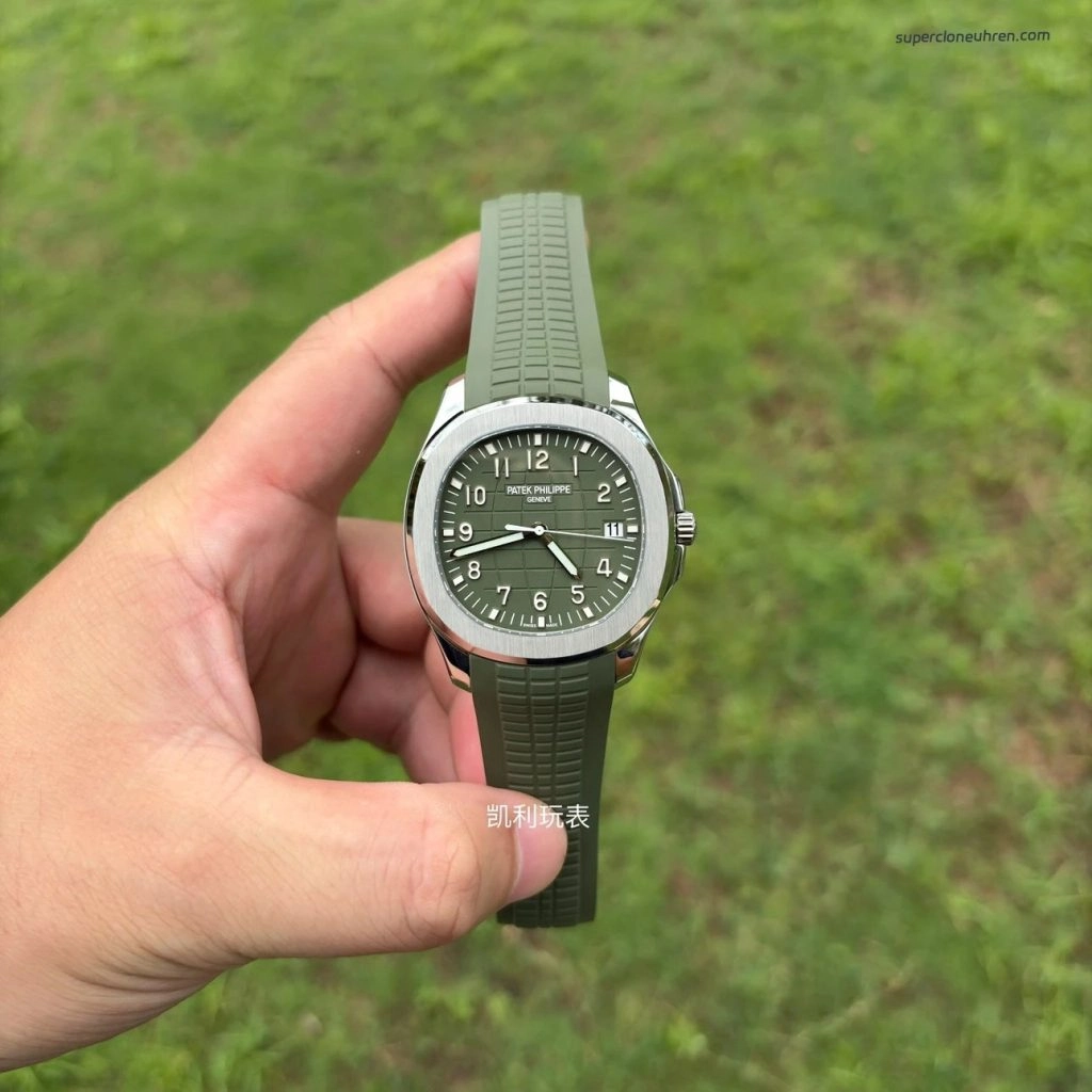 1:1 Super Clone Uhr Patek Philippe Aquanaut 5168G-010 Grünes Zifferblatt Fluorkautschuk Armband 42mm