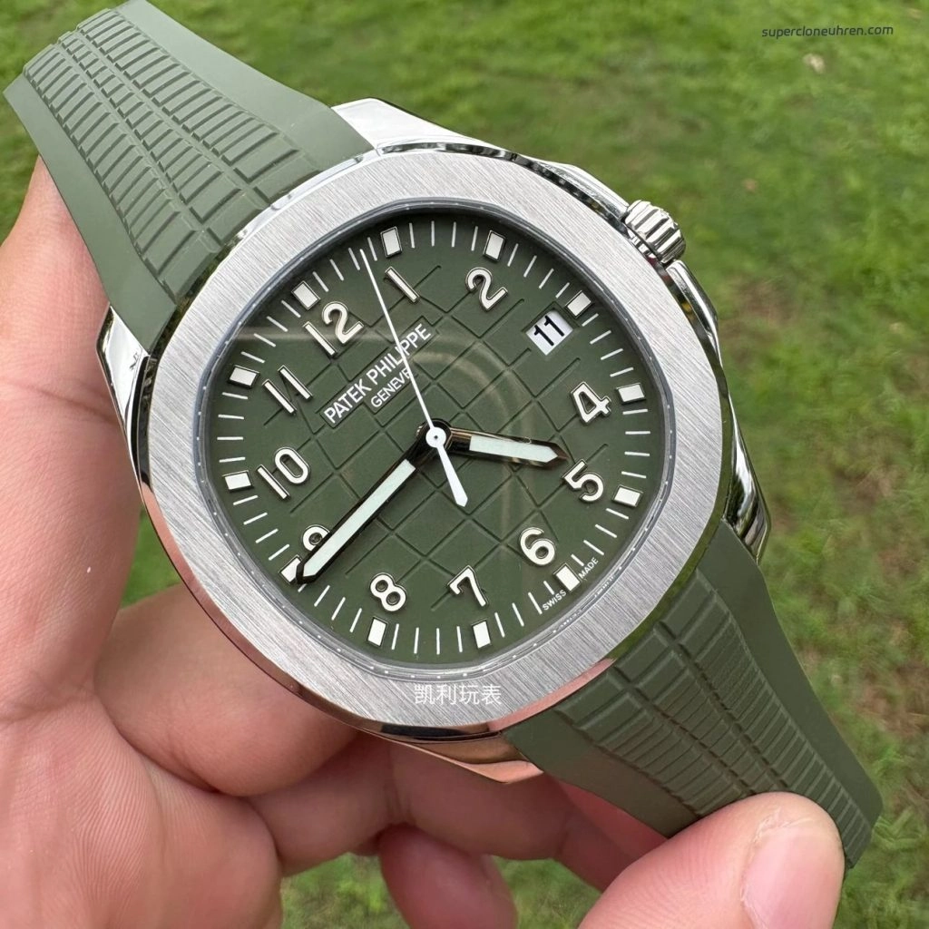 1:1 Super Clone Uhr Patek Philippe Aquanaut 5168G-010 Grünes Zifferblatt Fluorkautschuk Armband 42mm