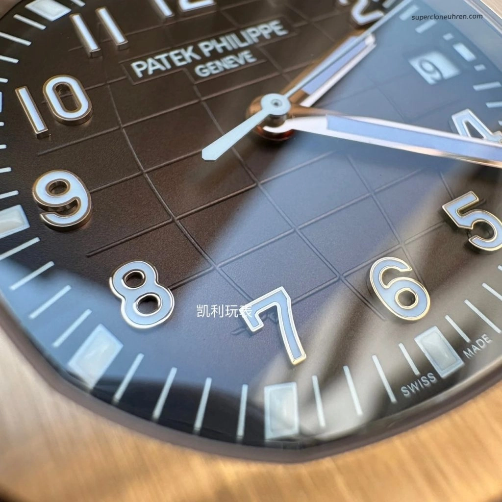 Premium Replica Uhr Patek Philippe Aquanaut 5167R-001 Roségold 40 mm