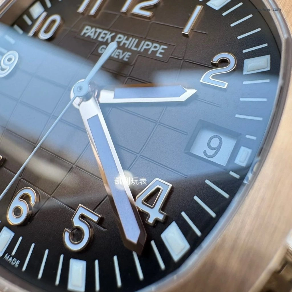 Premium Replica Uhr Patek Philippe Aquanaut 5167R-001 Roségold 40 mm