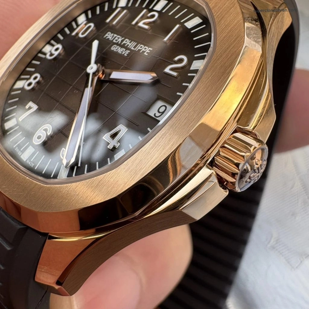 Premium Replica Uhr Patek Philippe Aquanaut 5167R-001 Roségold 40 mm