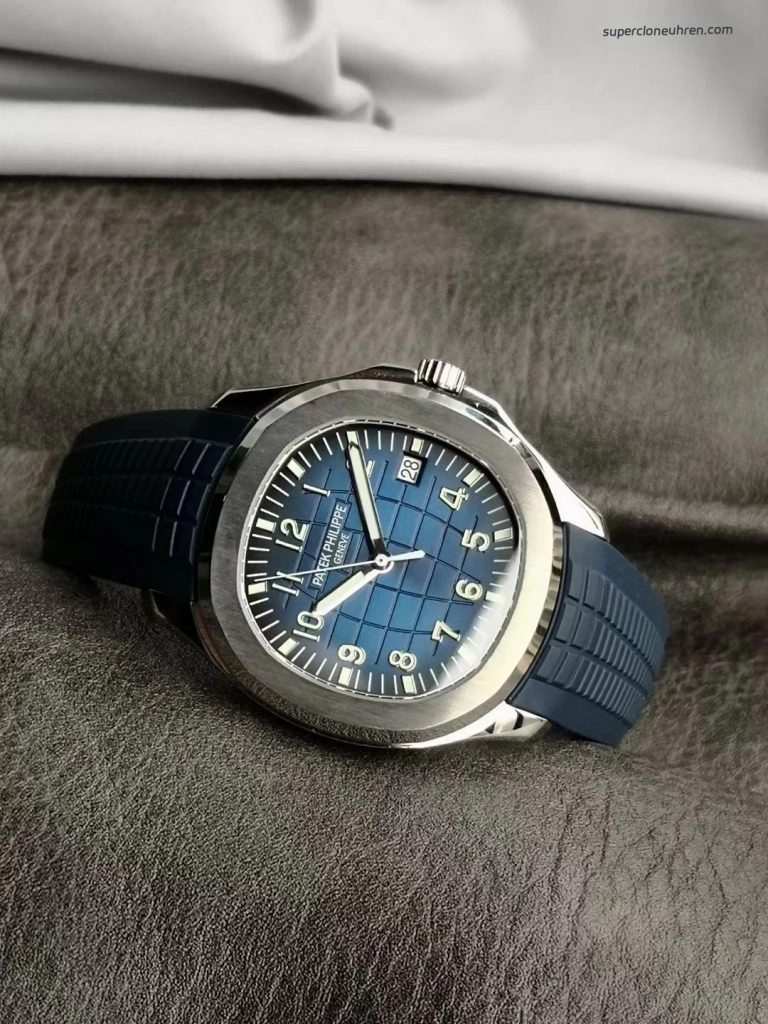 1:1 Super Clone Uhr Patek Philippe Aquanaut 5168G-001 Blaues Zifferblatt Edelstahl 42mm