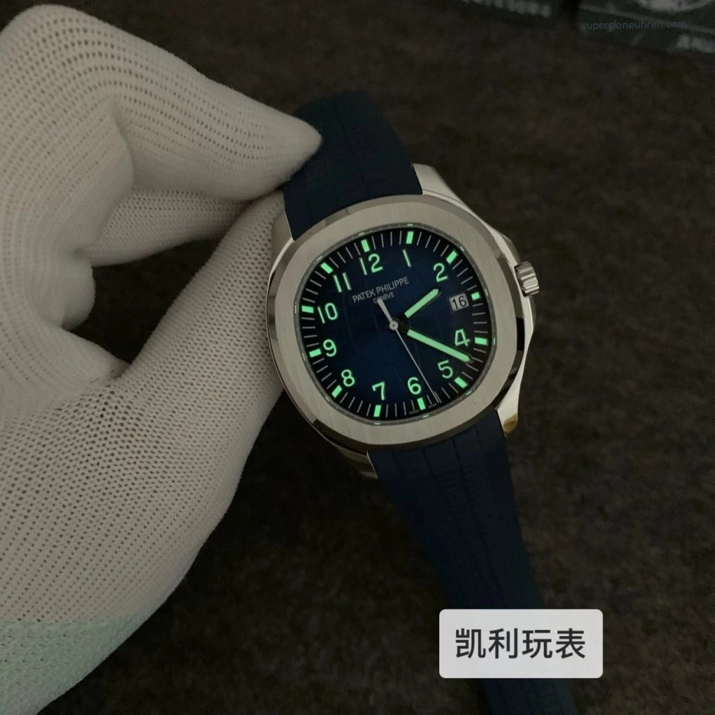 1:1 Super Clone Uhr Patek Philippe Aquanaut 5168G-001 Blaues Zifferblatt Edelstahl 42mm