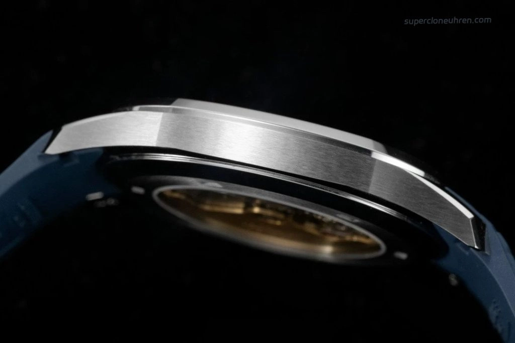 1:1 Super Clone Uhr Patek Philippe Aquanaut 5168G-001 Blaues Zifferblatt Edelstahl 42mm