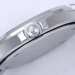 Premium Replica Uhr Patek Philippe Aquanaut 5267/200A-001 mit Diamantlünette und Kautschukband 38,8 mm