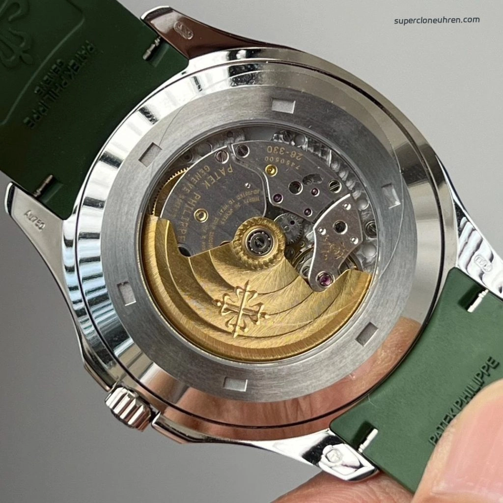 Premium Replica Uhr Patek Philippe Aquanaut 5168G-010 mit grünem Zifferblatt und Kautschukband 42mm
