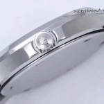 Premium Replica Uhr Patek Philippe Aquanaut 5267/200A-011 mit Diamantlünette und Kautschukband 38,8 mm
