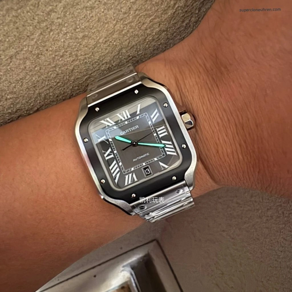 1:1 Super Clone Uhr Cartier Santos WSSA0037 Grau Zifferblatt Edelstahl Herrenuhr 39,8 mm
