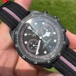 1:1 Super Clone Uhr Tudor Fastrider Black Shield Chronograph 25827KNRS Schwarz-Rosa Karbon 43mm