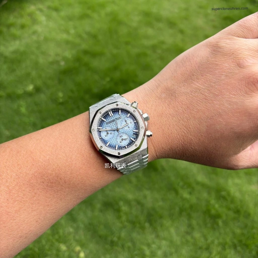 1:1 Super Clone Uhr Audemars Piguet Royal Oak 26240BC Frosted Gold Chronograph 41mm