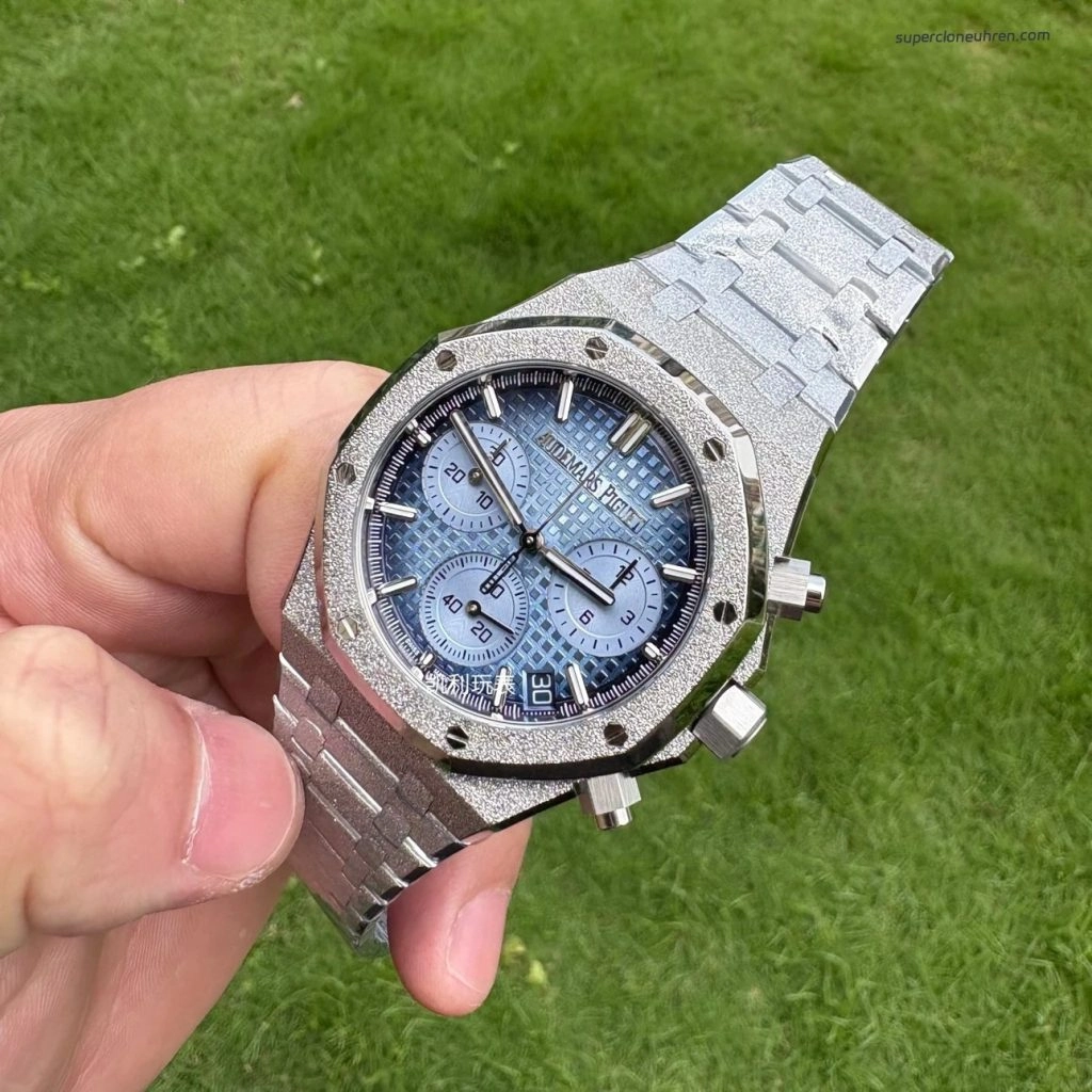 1:1 Super Clone Uhr Audemars Piguet Royal Oak 26240BC Frosted Gold Chronograph 41mm
