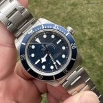 1:1 Super Clone Uhr Tudor Black Bay 58 M79030B-0001 Blaues Zifferblatt Stahlband 39mm