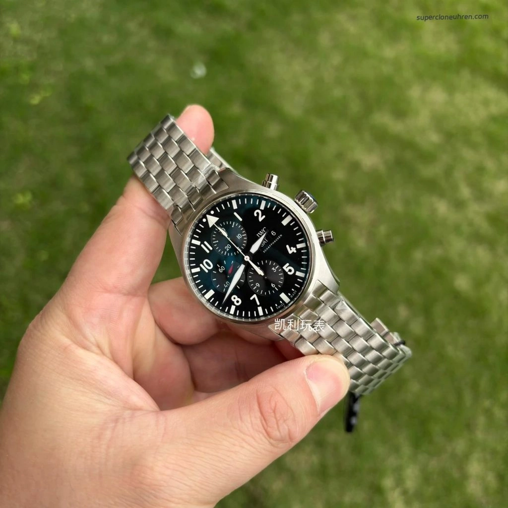 1:1 Super Clone Uhr IWC Pilot’s Watch Chronograph IW377710 Edelstahlarmband 43mm