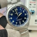 1:1 Super Clone Uhr Breitling Navitimer 8 A17315101C1A1 Blaues Zifferblatt Stahlband 41mm