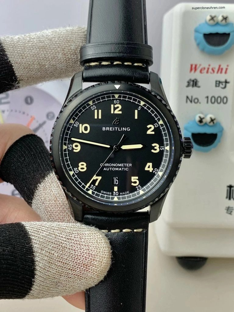 1:1 Super Clone Uhr Breitling Navitimer 8 M17314101B1X1 Schwarz PVD-Beschichtung 41mm