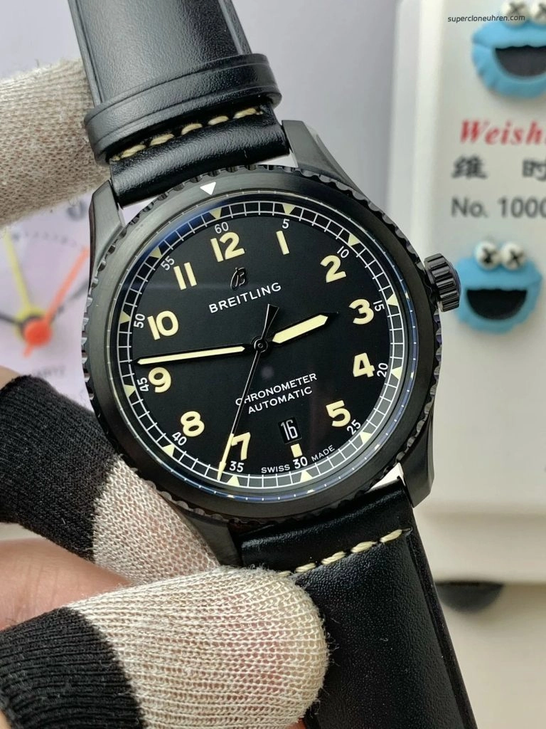 1:1 Super Clone Uhr Breitling Navitimer 8 M17314101B1X1 Schwarz PVD-Beschichtung 41mm