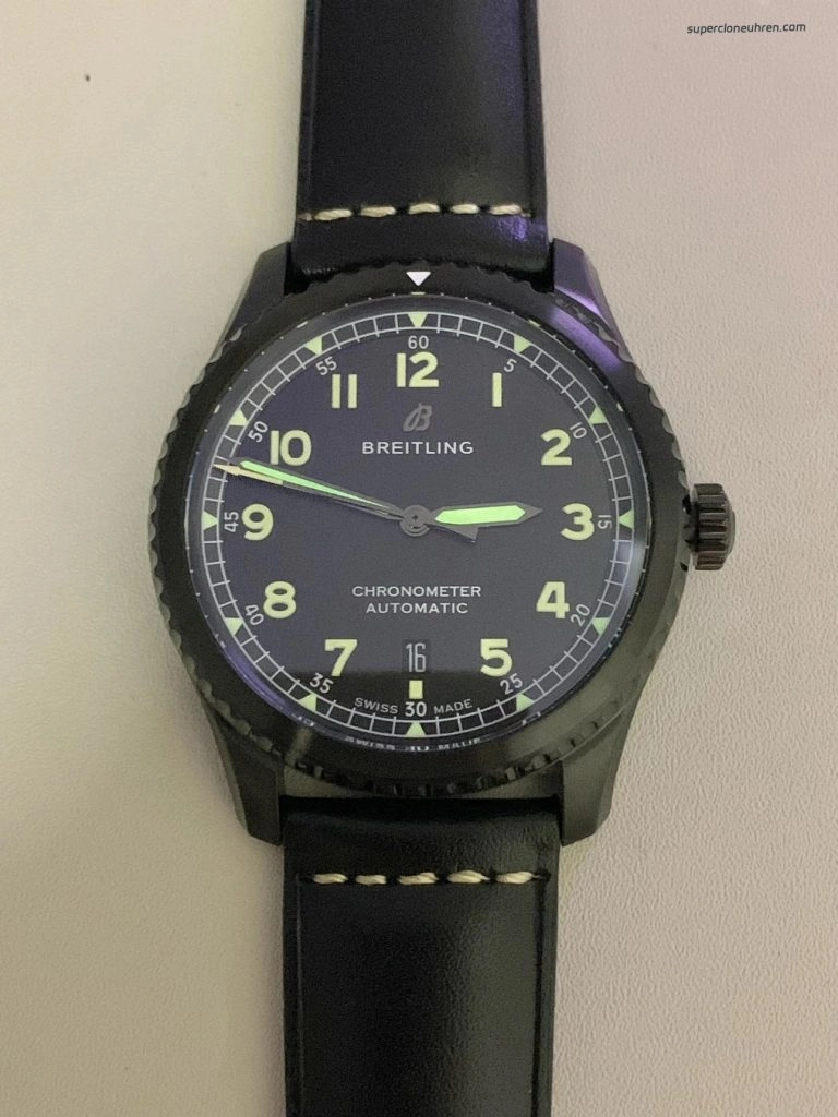 1:1 Super Clone Uhr Breitling Navitimer 8 M17314101B1X1 Schwarz PVD-Beschichtung 41mm
