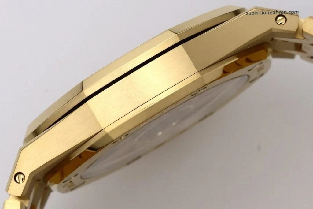 1:1 Super Clone Uhr Audemars Piguet Royal Oak 16204BA.OO.1240BA.01 Skelett Gelbgold 39mm