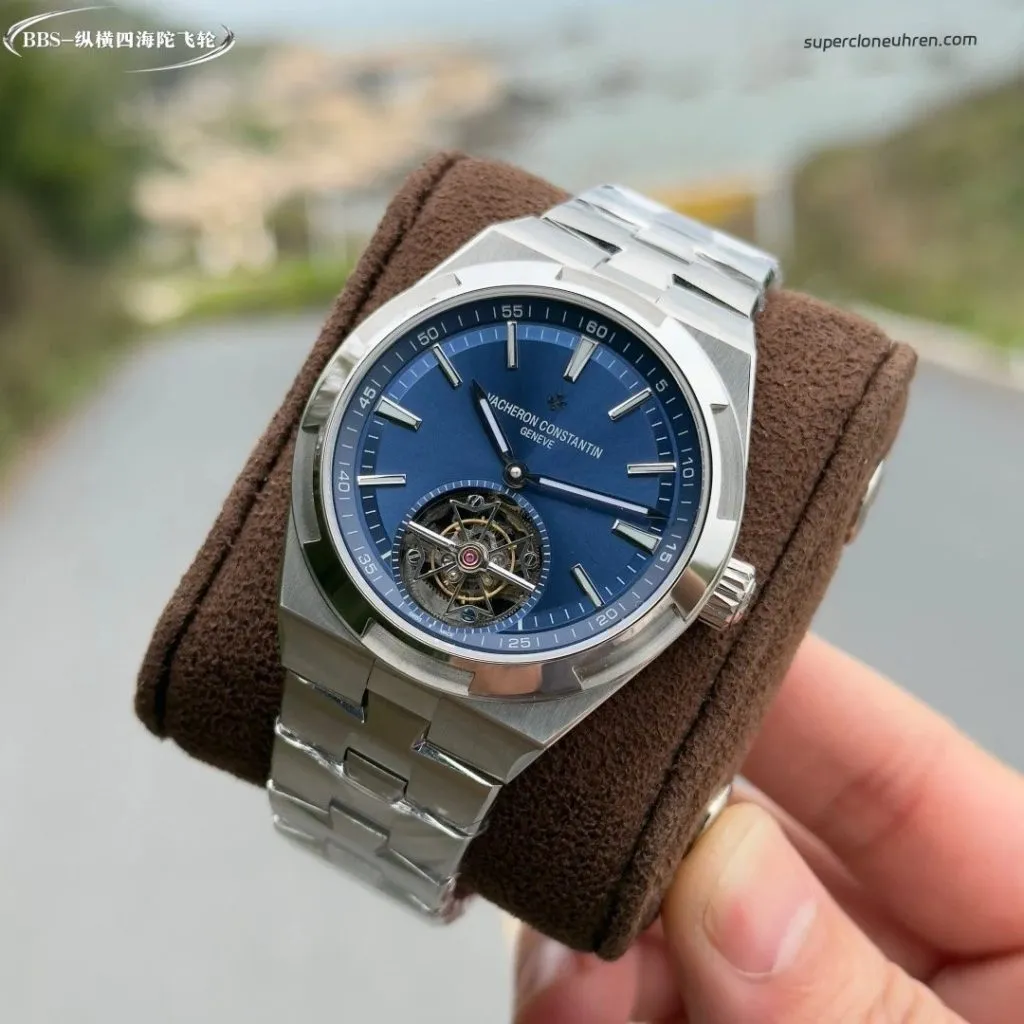 1:1 Super Clone Uhr Vacheron Constantin Overseas Tourbillon 6000V Blaues Zifferblatt Edelstahl 42,5 mm