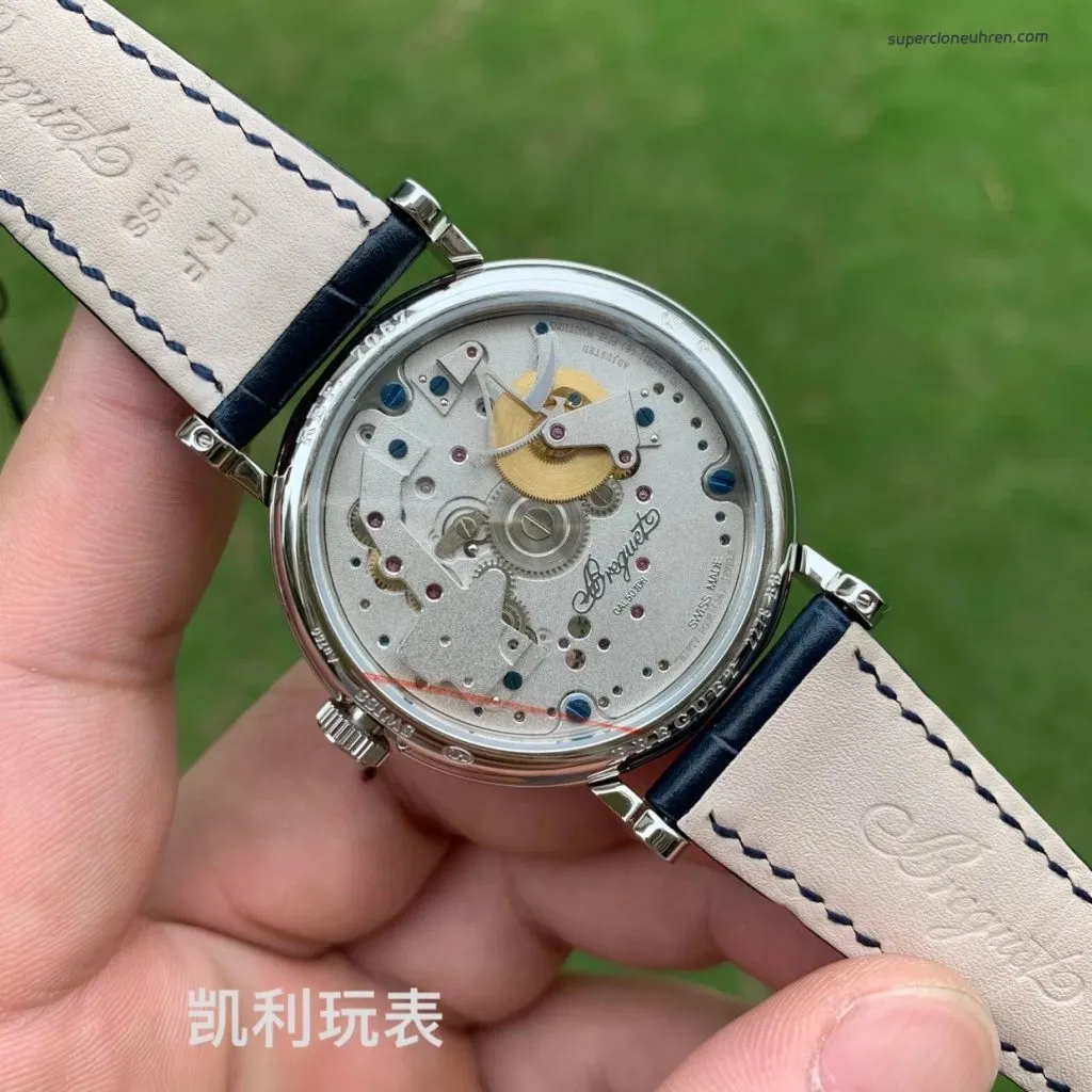 1:1 Super Clone Uhr Breguet Tradition 7057BB Silberzifferblatt Tourbillon 40mm