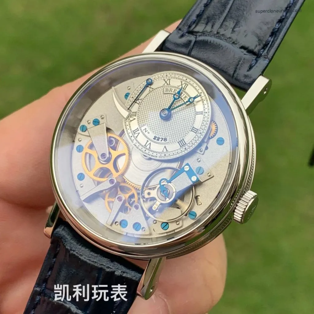 1:1 Super Clone Uhr Breguet Tradition 7057BB Silberzifferblatt Tourbillon 40mm