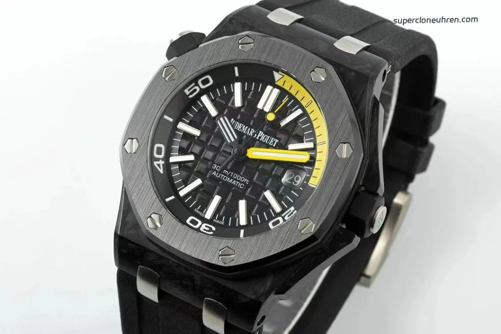 1:1 Super Clone Uhr Audemars Piguet Royal Oak Offshore 15706AU Carbongehäuse 42mm