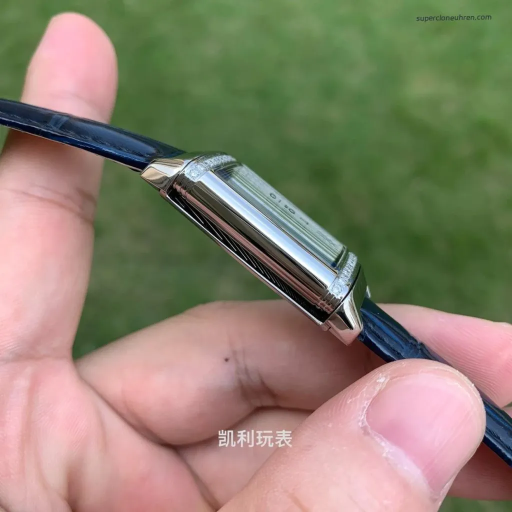 1:1 Replica Jaeger-LeCoultre Reverso 3288420 Damenuhr mit echten Diamanten und Krokodillederarmband