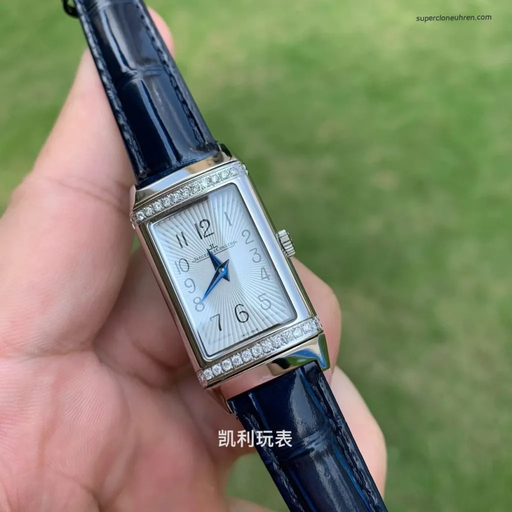1:1 Replica Jaeger-LeCoultre Reverso 3288420 Damenuhr mit echten Diamanten und Krokodillederarmband