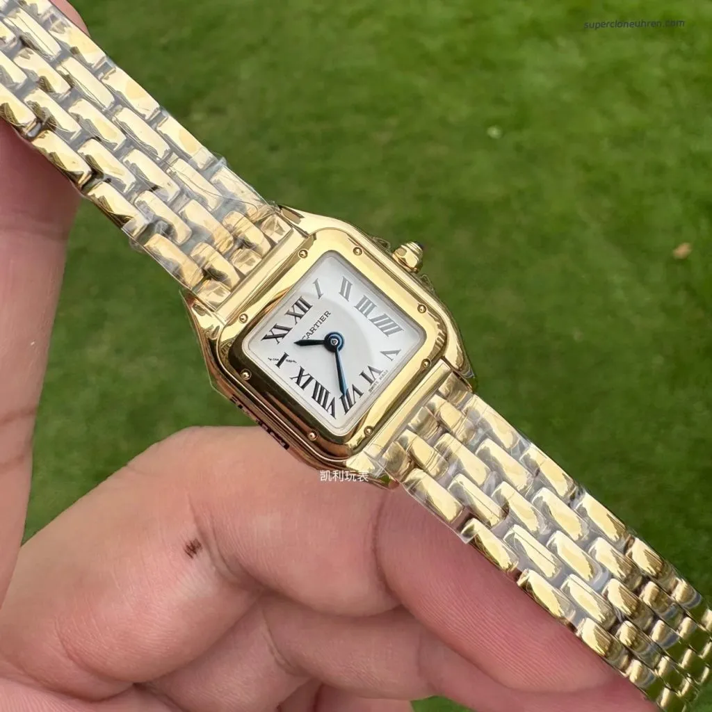 1:1 Super Clone Uhr Cartier Panthère Mini WGPN0036 Gelbgold 25×19 mm