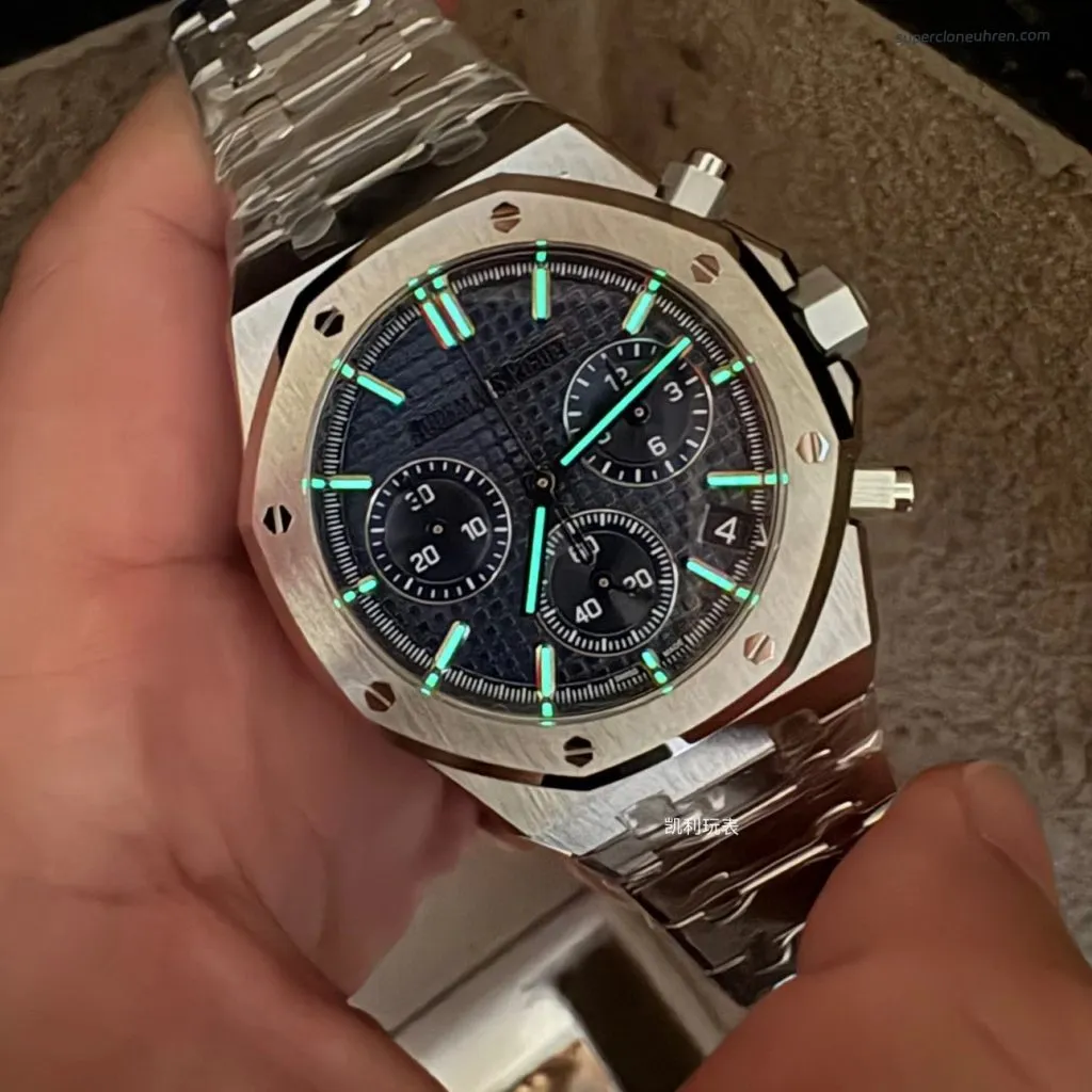 1:1 Super Clone Uhr Audemars Piguet Royal Oak 26240ST.OO.1320ST.05 Blaues Zifferblatt Edelstahl 41mm
