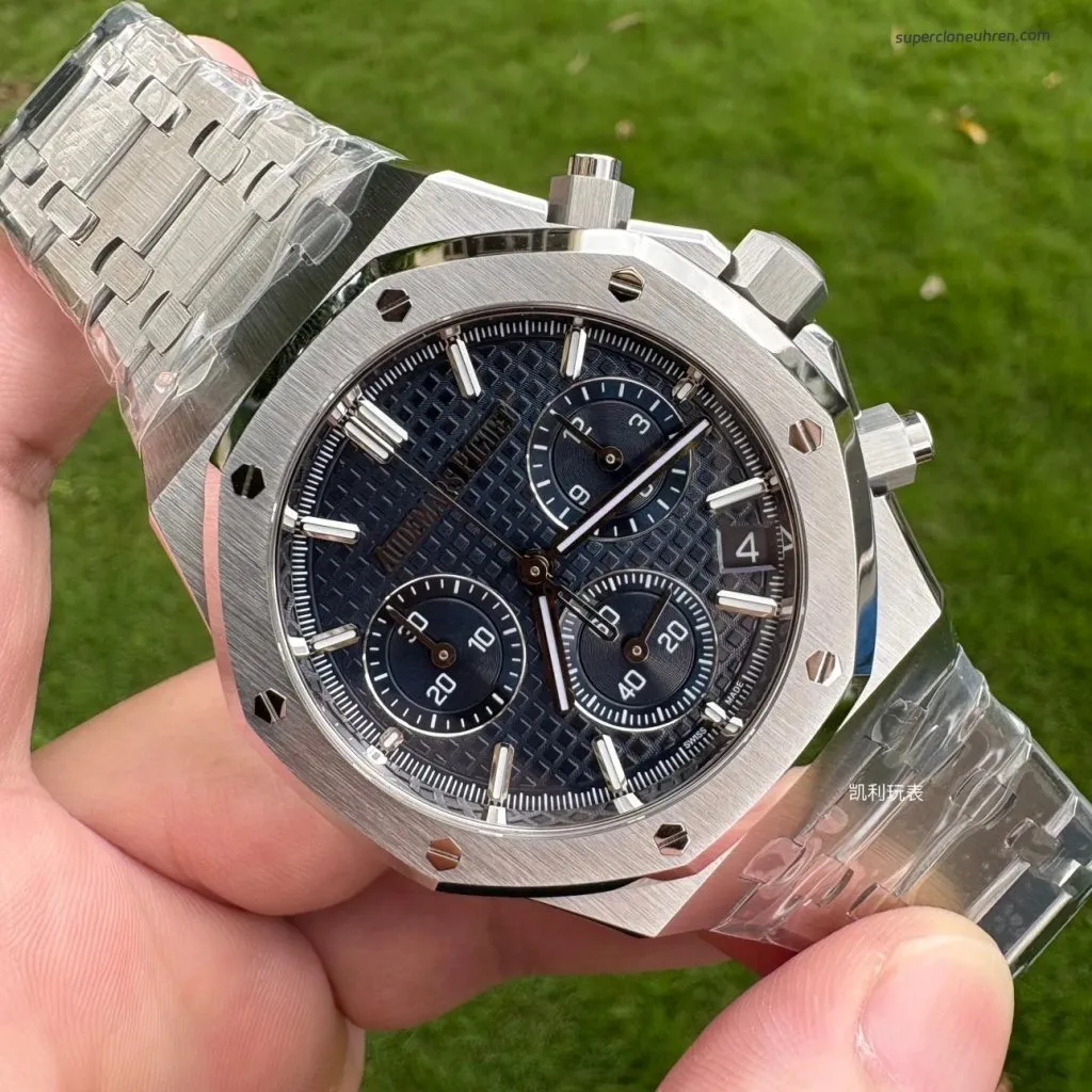 1:1 Super Clone Uhr Audemars Piguet Royal Oak 26240ST.OO.1320ST.05 Blaues Zifferblatt Edelstahl 41mm