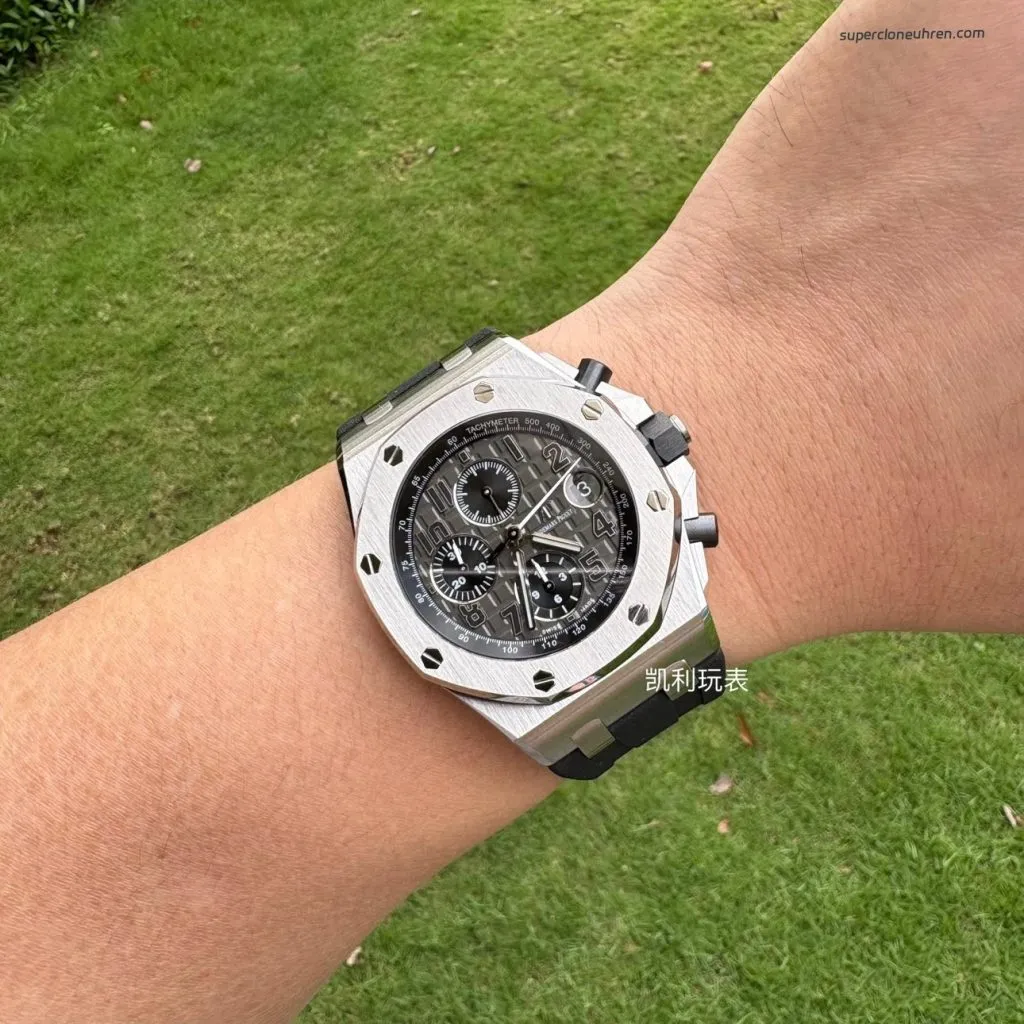 1:1 Super Clone Uhr Audemars Piguet Royal Oak Offshore 26470ST.OO.A104CR.01 Grau 42mm