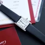 1:1 Super Clone Uhr Cartier Tank Must W4TA0017 Edelstahl mit Diamanten 33,7 × 25,5 mm
