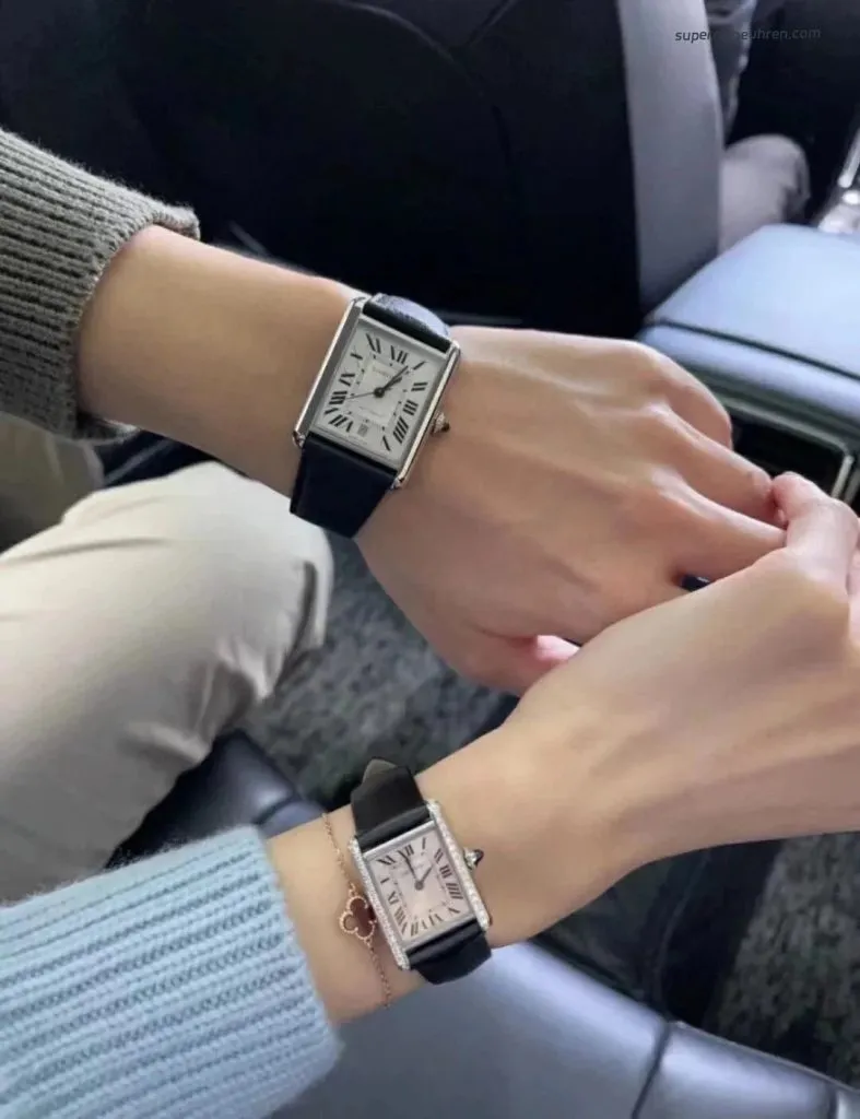 1:1 Super Clone Uhr Cartier Tank Must W4TA0017 Edelstahl mit Diamanten 33,7 × 25,5 mm