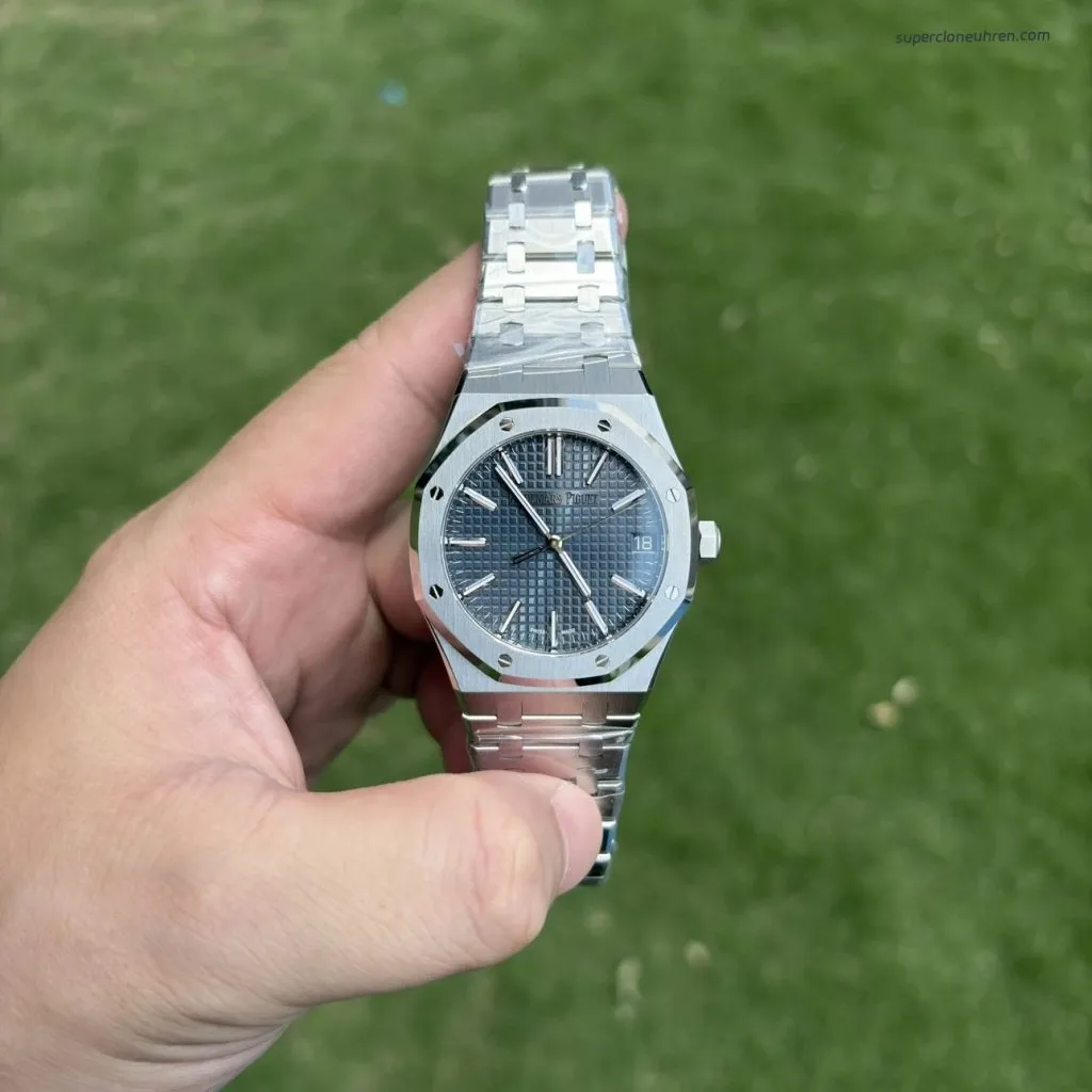 1:1 Super Clone Uhr Audemars Piguet Royal Oak 15510ST.OO.1320ST.06 Blaues Zifferblatt Edelstahl 41mm