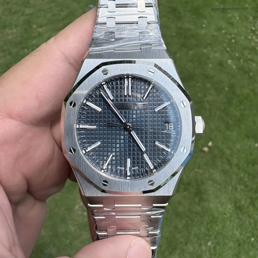 1:1 Super Clone Uhr Audemars Piguet Royal Oak 15510ST.OO.1320ST.06 Blaues Zifferblatt Edelstahl 41mm