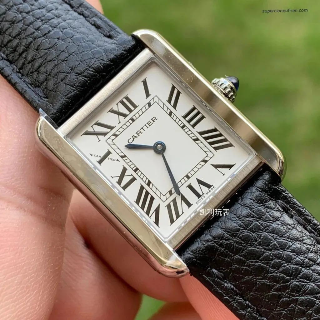 1:1 Super Clone Uhr Cartier Tank Solo WSTA0030 Weißes Zifferblatt 31×24,4 mm