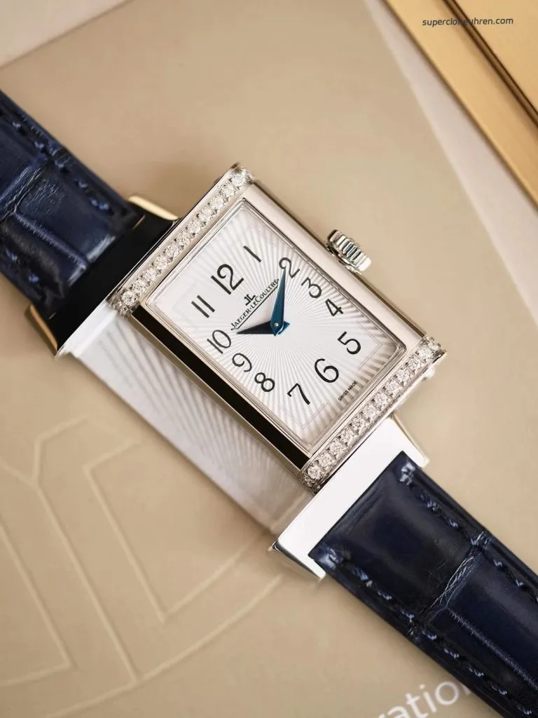 1:1 Super Clone Uhr Jaeger-LeCoultre Reverso Q3288422 mit echten Diamanten und Krokodillederarmband