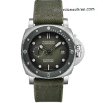 1:1 Super Clone Uhr Panerai Submersible Marina Militare PAM01697 Militärgrünes Canvas-Armband 44mm