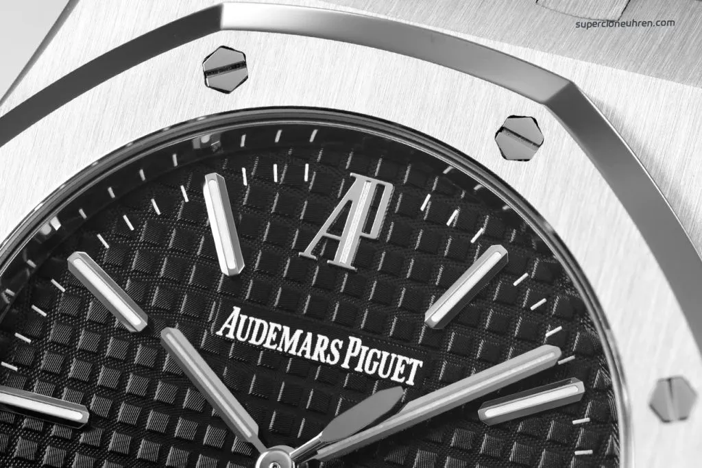 1:1 Super Clone Uhr Audemars Piguet Royal Oak 15300ST Schwarzes Zifferblatt Edelstahl 39mm
