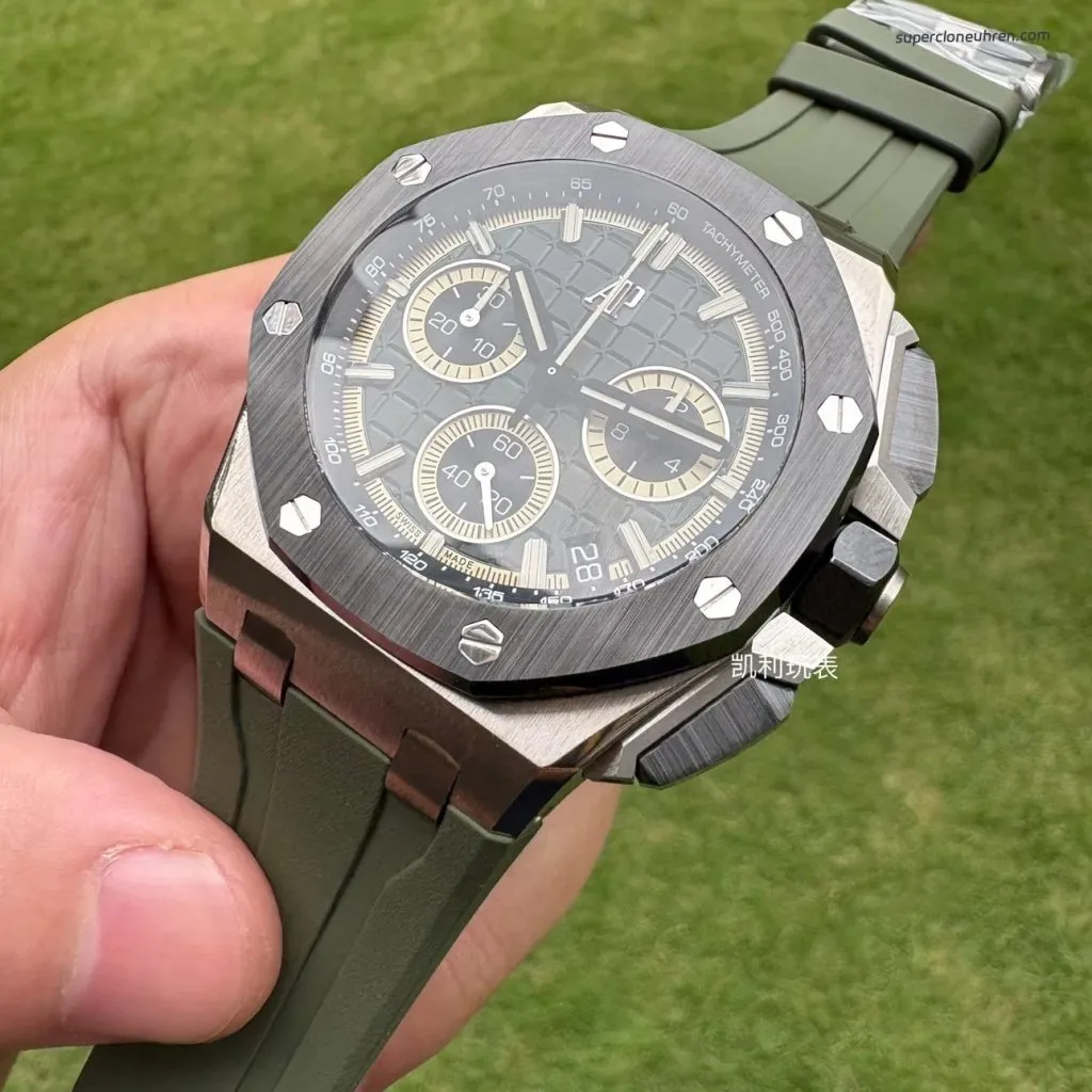 1:1 Super Clone Uhr Audemars Piguet Royal Oak Offshore 26420 Khaki-Grün Titan 43mm